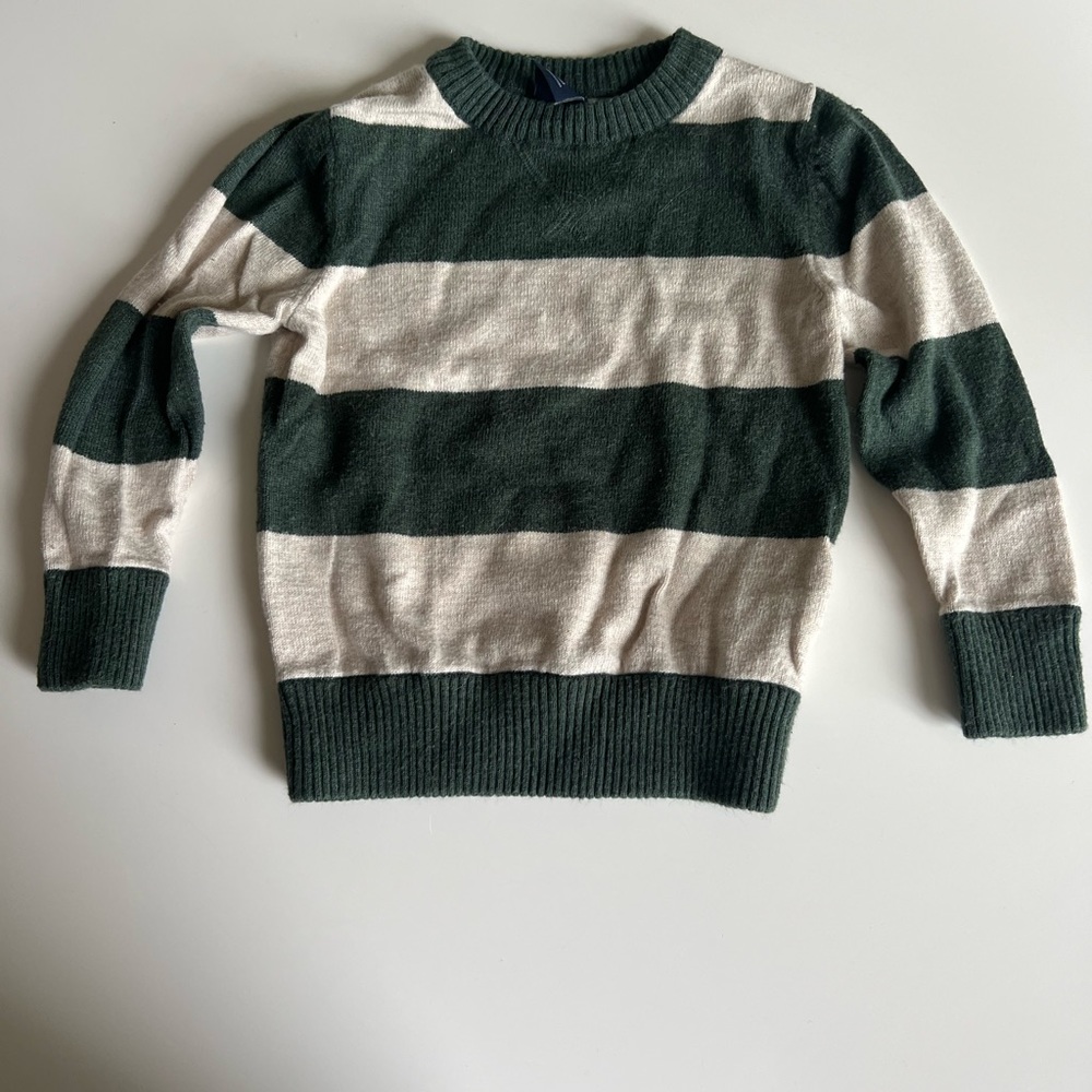 Baby GAP. Boys sweater.
